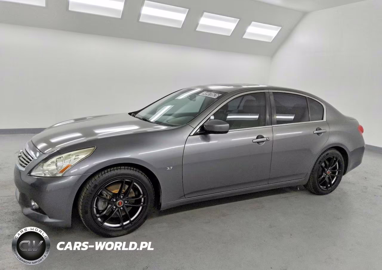 2015 Infiniti Q40 Base