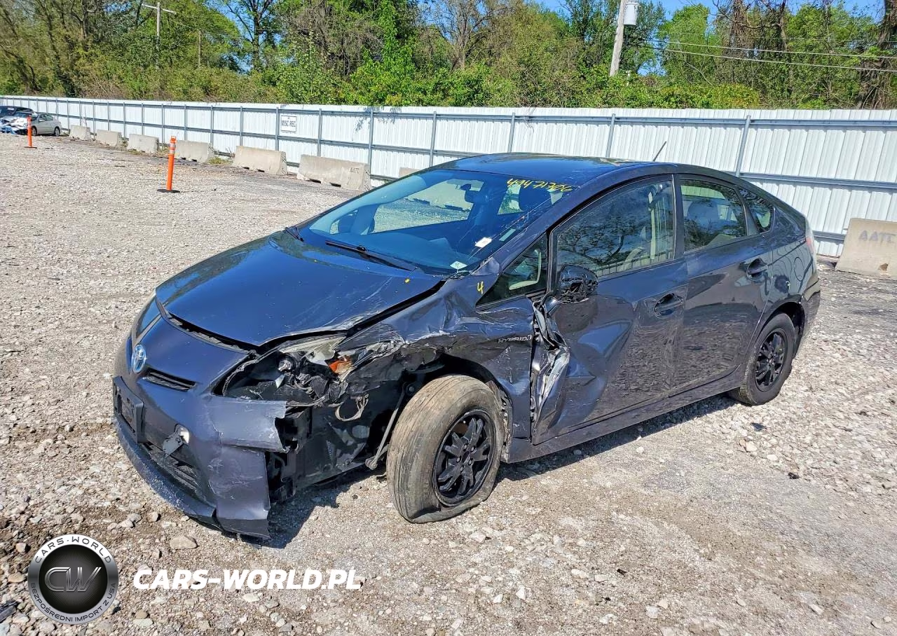 2014 Toyota Prius Two