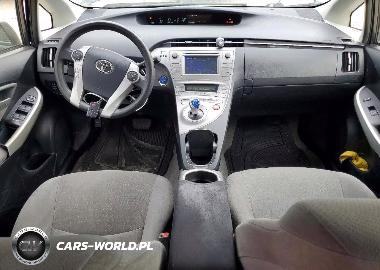 2014 Toyota Prius Two VIN:JTDKN3DU8E0368216 - 8