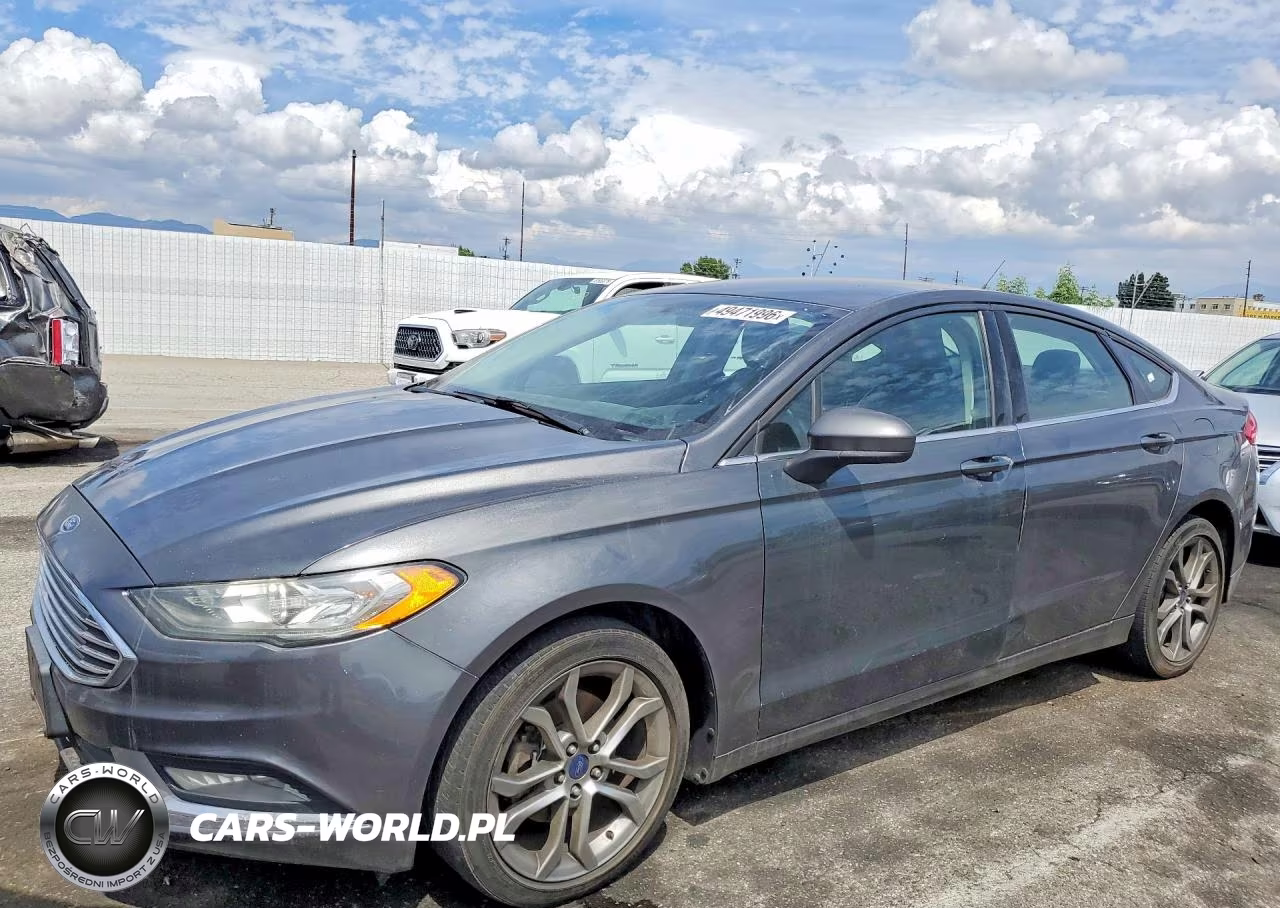 2017 Ford Fusion Se – zdjęcie 1 z 12