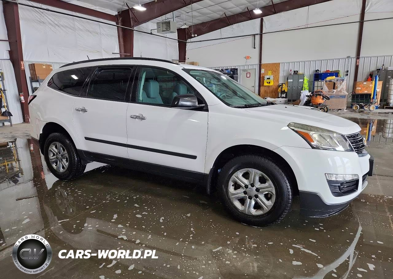 2016 Chevrolet Traverse Ls VIN:1GNKRFED0GJ236320 - 4