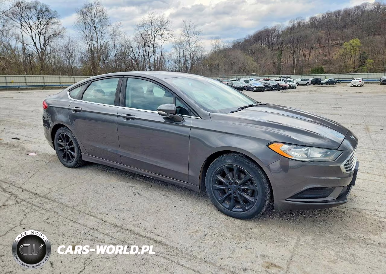 2017 Ford Fusion Se VIN:3FA6P0H71HR374965 - 4