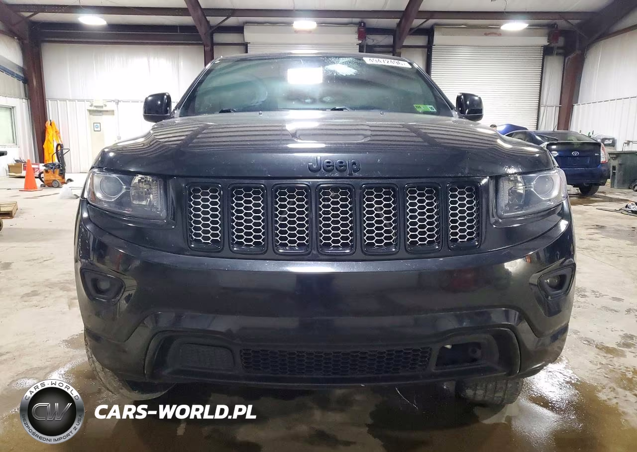 2015 Jeep Grand Cherokee Laredo VIN:1C4RJFAG9FC776072 - 5