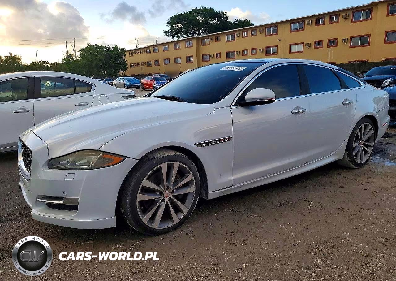 2016 Jaguar Xj