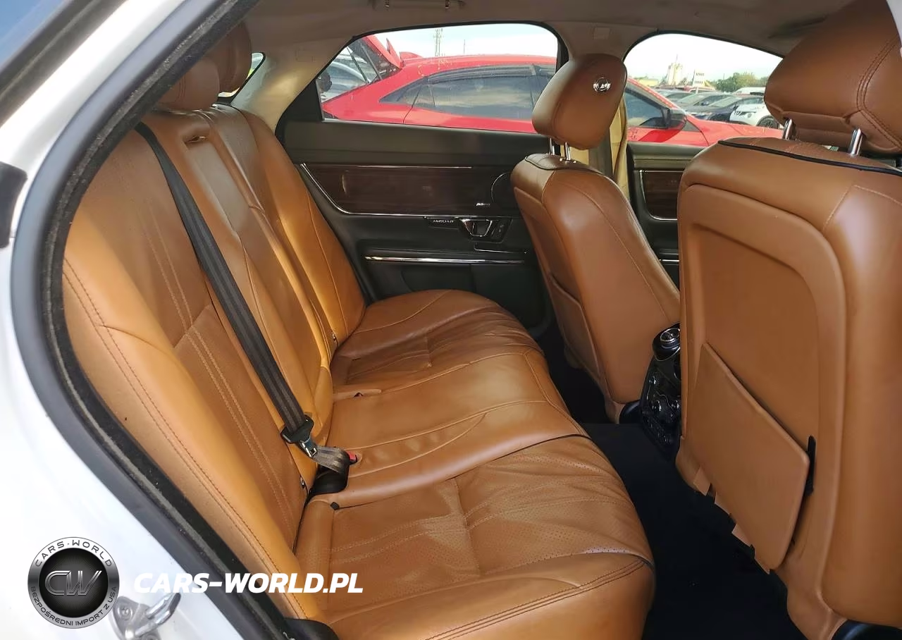 2016 Jaguar Xj VIN:SAJWA1C74G8W01849 - 10