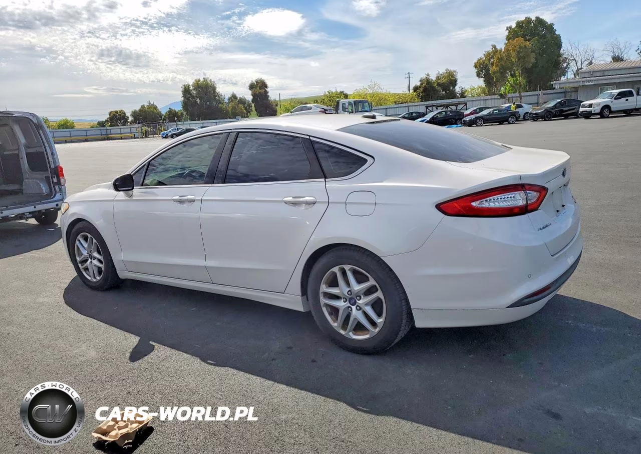 2013 Ford Fusion Se VIN:3FA6P0HR4DR325612 - 2