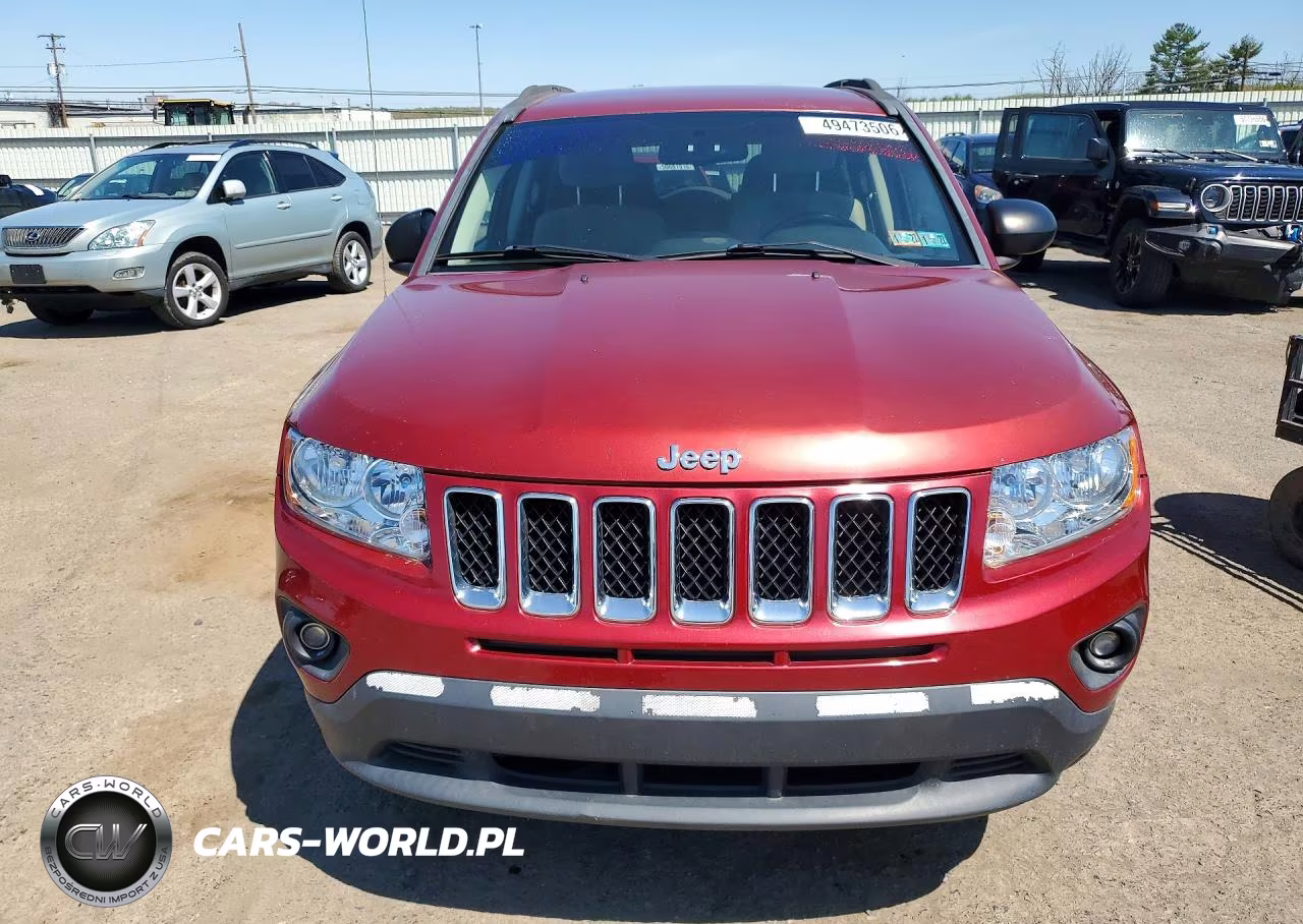 2012 Jeep Compass Latitude VIN:1C4NJDEB7CD630597 - 5