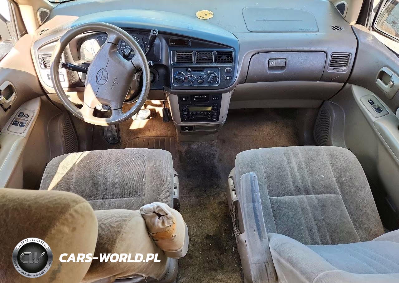 2000 Toyota Sienna Le VIN:4T3ZF13C6YU263103 - 8