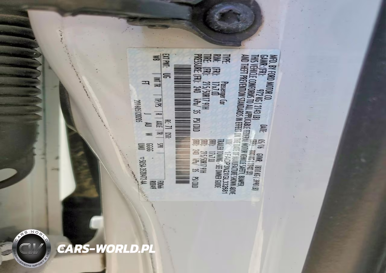 2016 Ford Focus Titanium VIN:1FADP3N2XGL332681 - 13