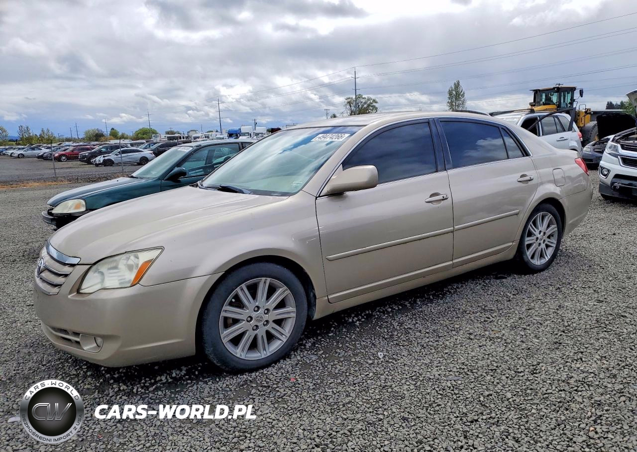 2005 Toyt Avalon