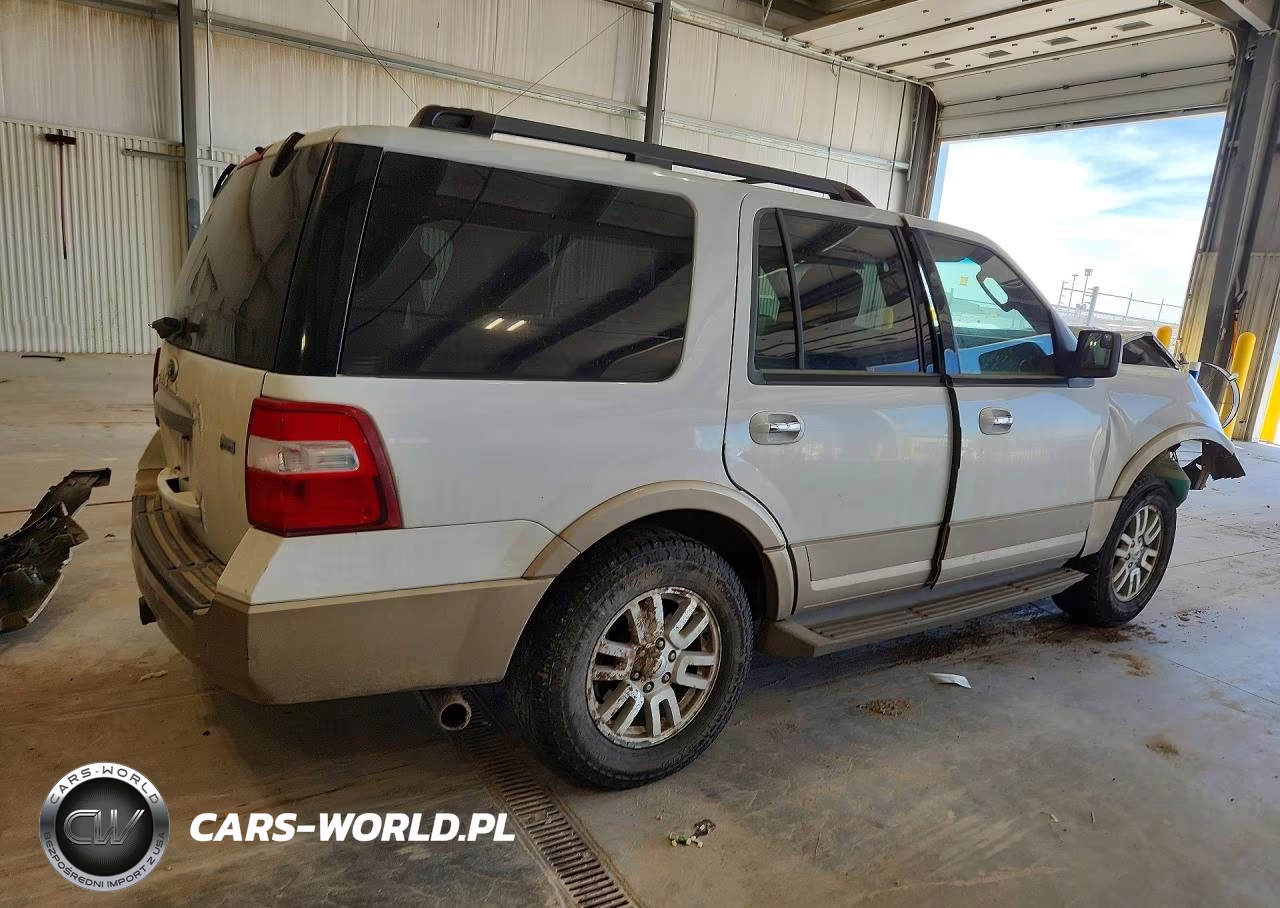 2013 Ford Expedition Xlt VIN:1FMJU1J58DEF02882 - 3