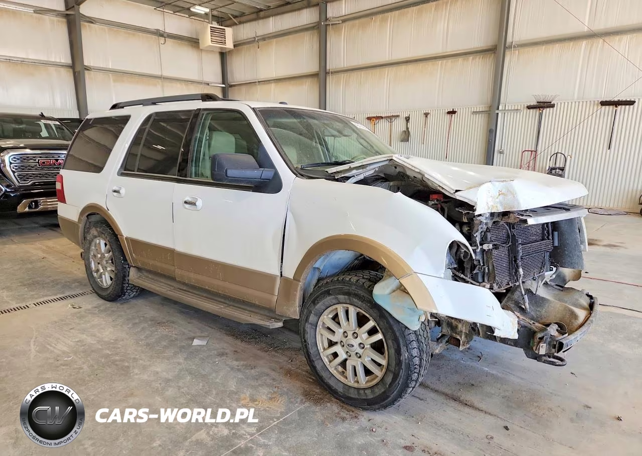 2013 Ford Expedition Xlt VIN:1FMJU1J58DEF02882 - 4