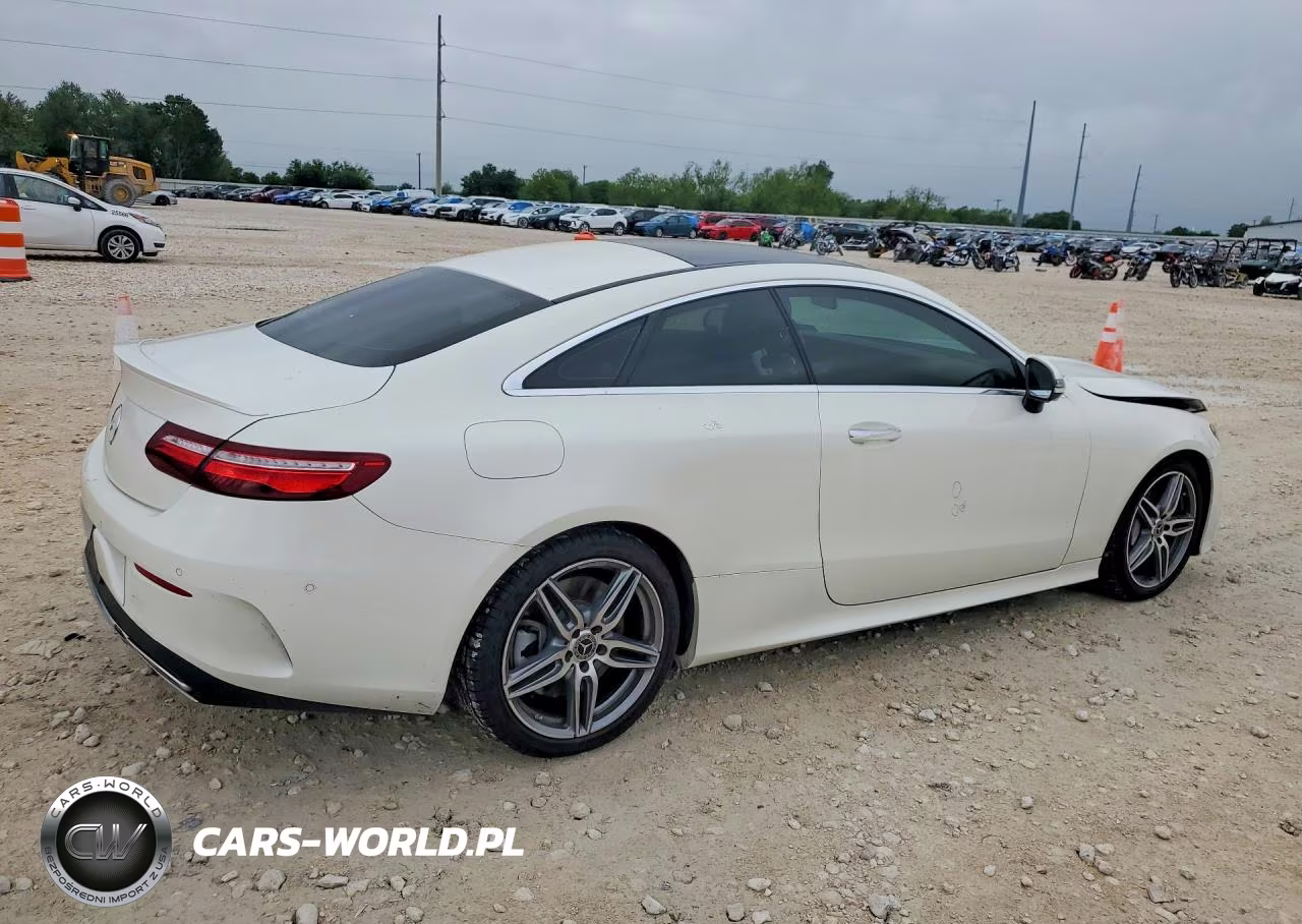 2018 Mercedes-Benz E 400 VIN:WDD1J6FB7JF054641 - 3
