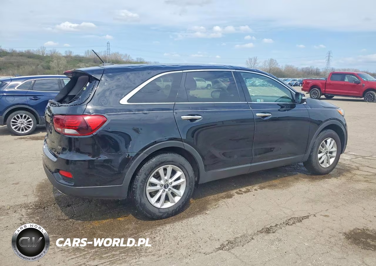 2019 Kia Sorento L VIN:5XYPG4A37KG439090 - 3