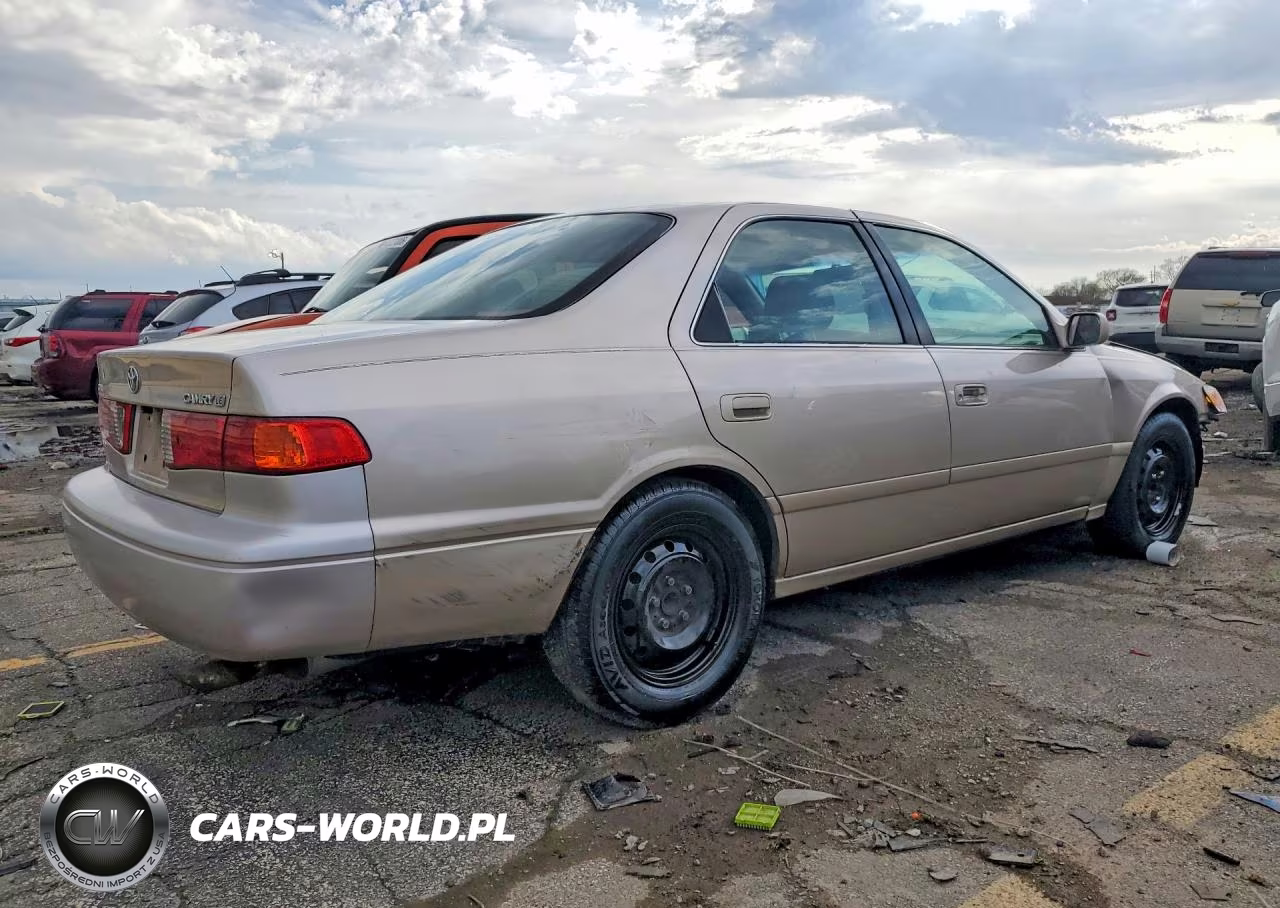 2000 Toyota Camry Le VIN:4T1BG22KXYU929711 - 3