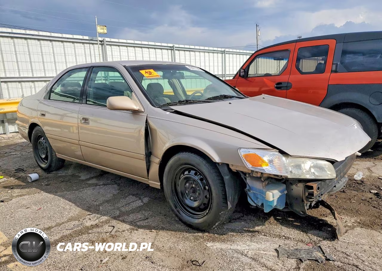 2000 Toyota Camry Le VIN:4T1BG22KXYU929711 - 4