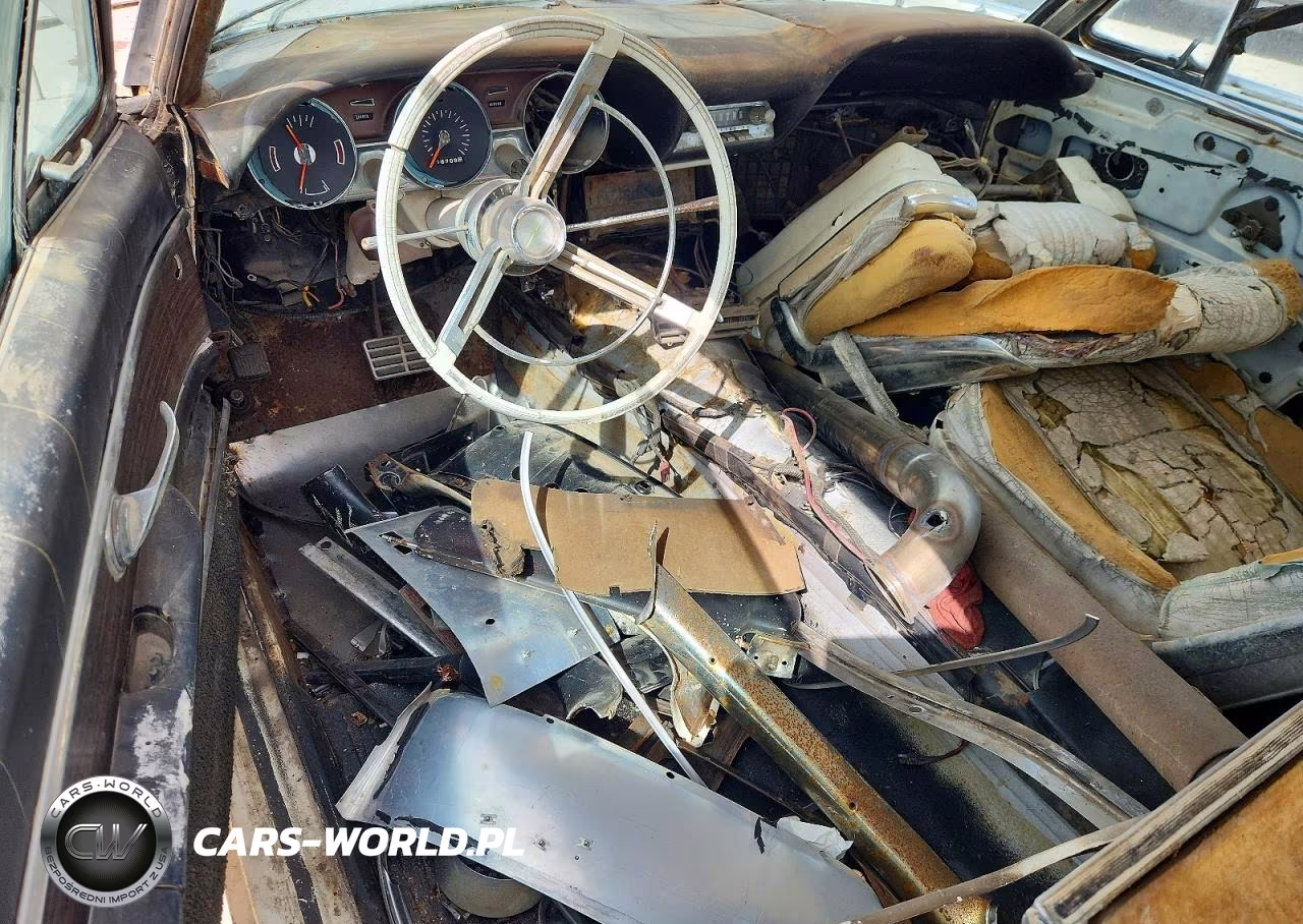 1962 Ford Thunderbird VIN:3Y87Z155998 - 8