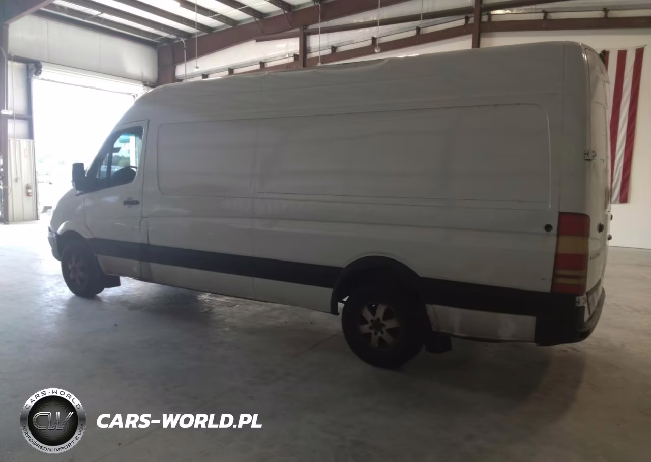 2014 Mercedes Benz Sprinter 2500 Delivery Van VIN:WD3PE8CC6E5859635 - 2