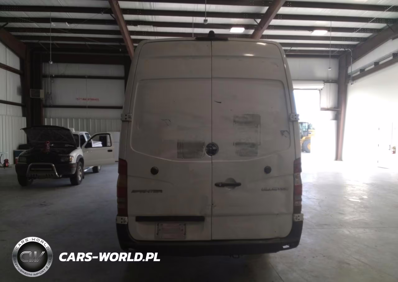 2014 Mercedes Benz Sprinter 2500 Delivery Van VIN:WD3PE8CC6E5859635 - 6