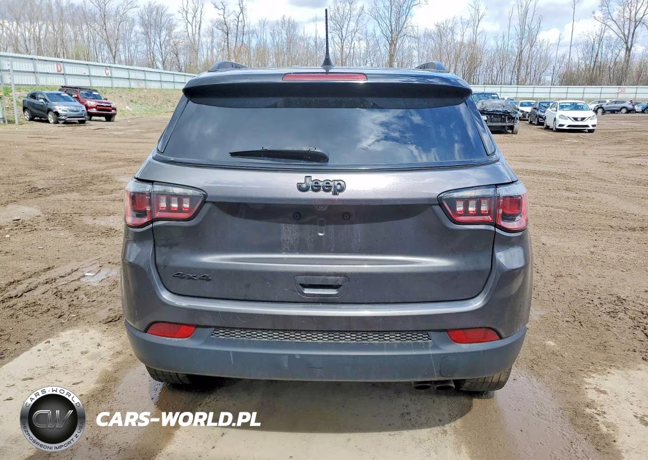 2018 Jeep Compass Latitude VIN:3C4NJDBB4JT314201 - 6