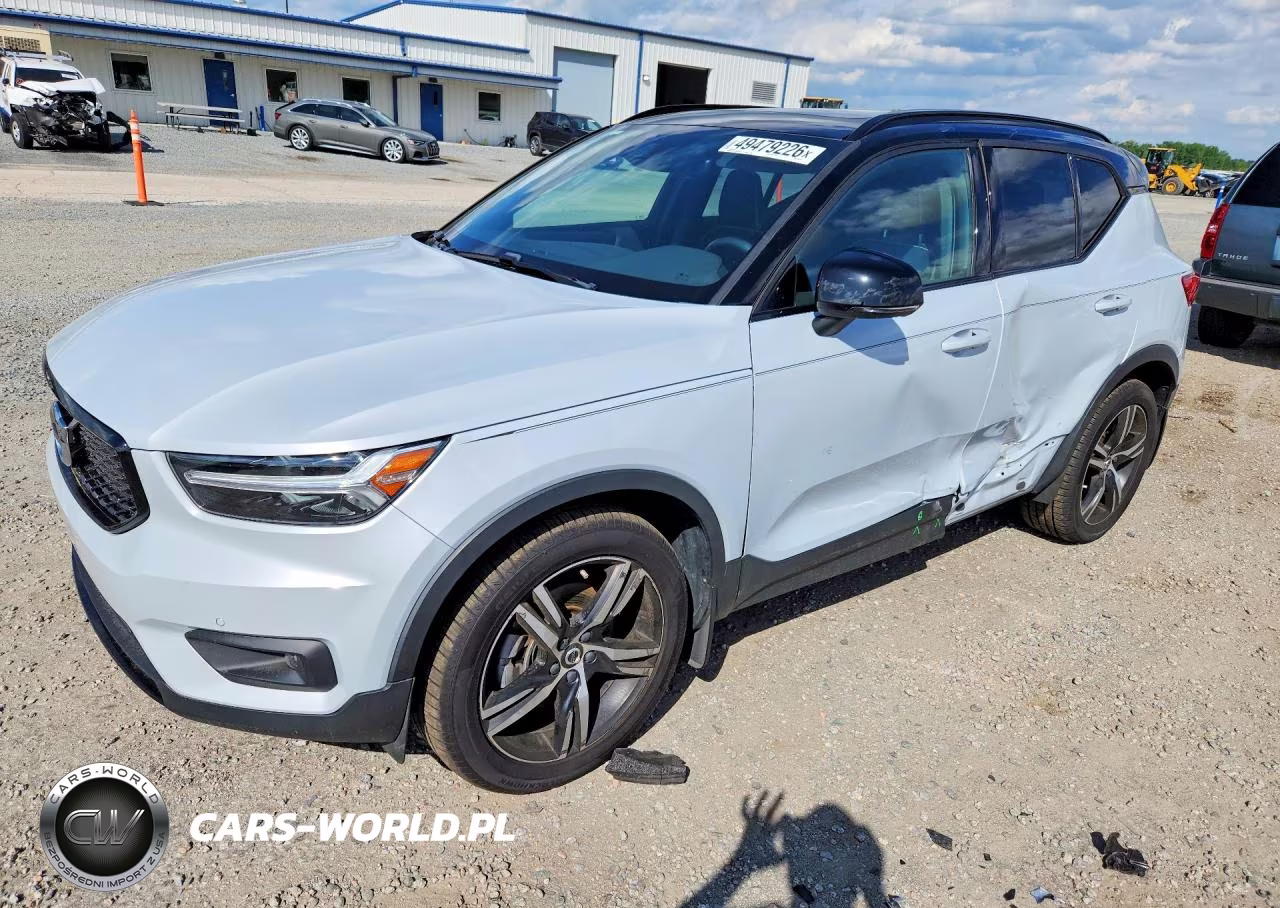 2021 Volvo Xc40 T5 R-Design