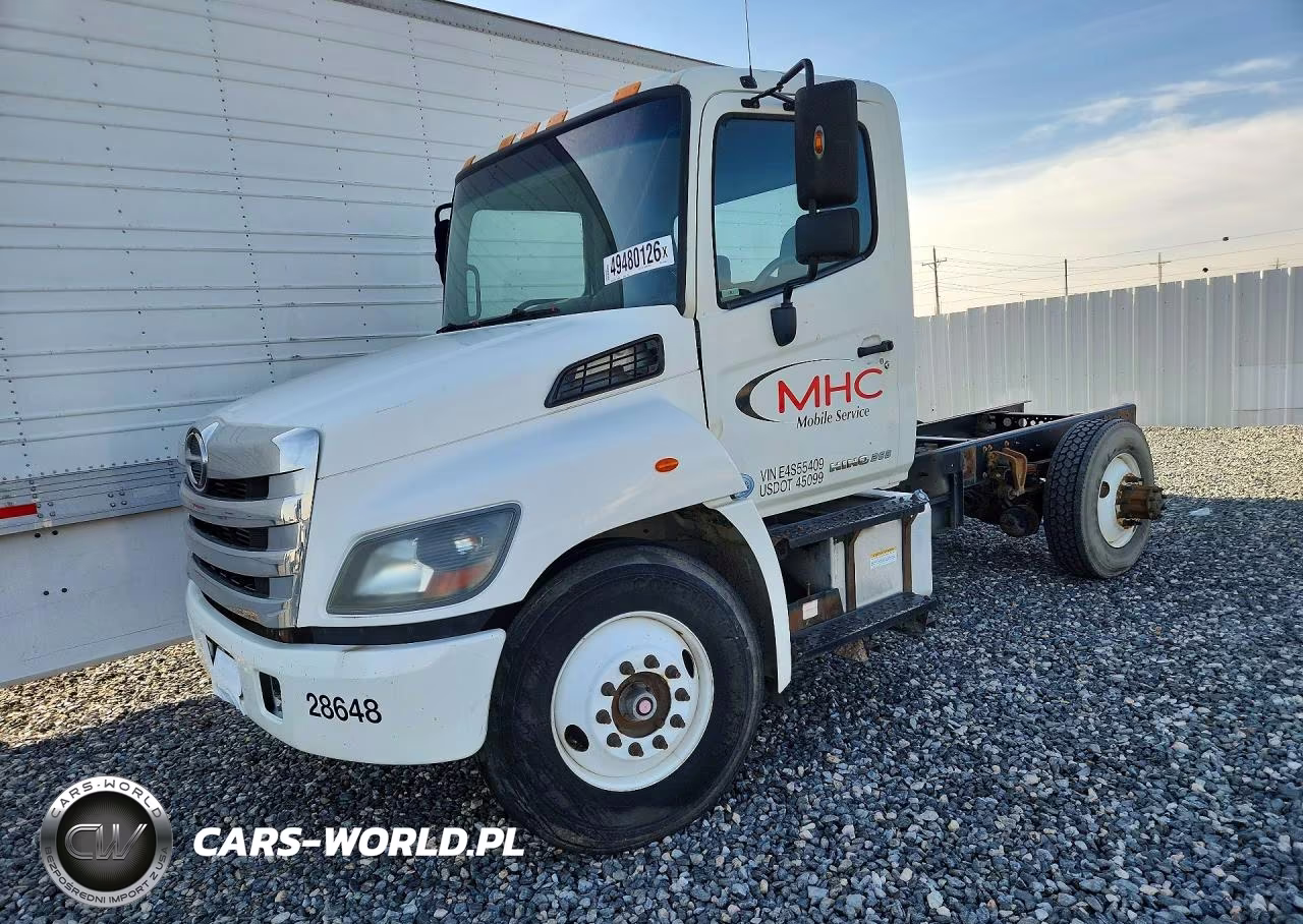 2014 Hino 258-268 Truck Cab And Chassis