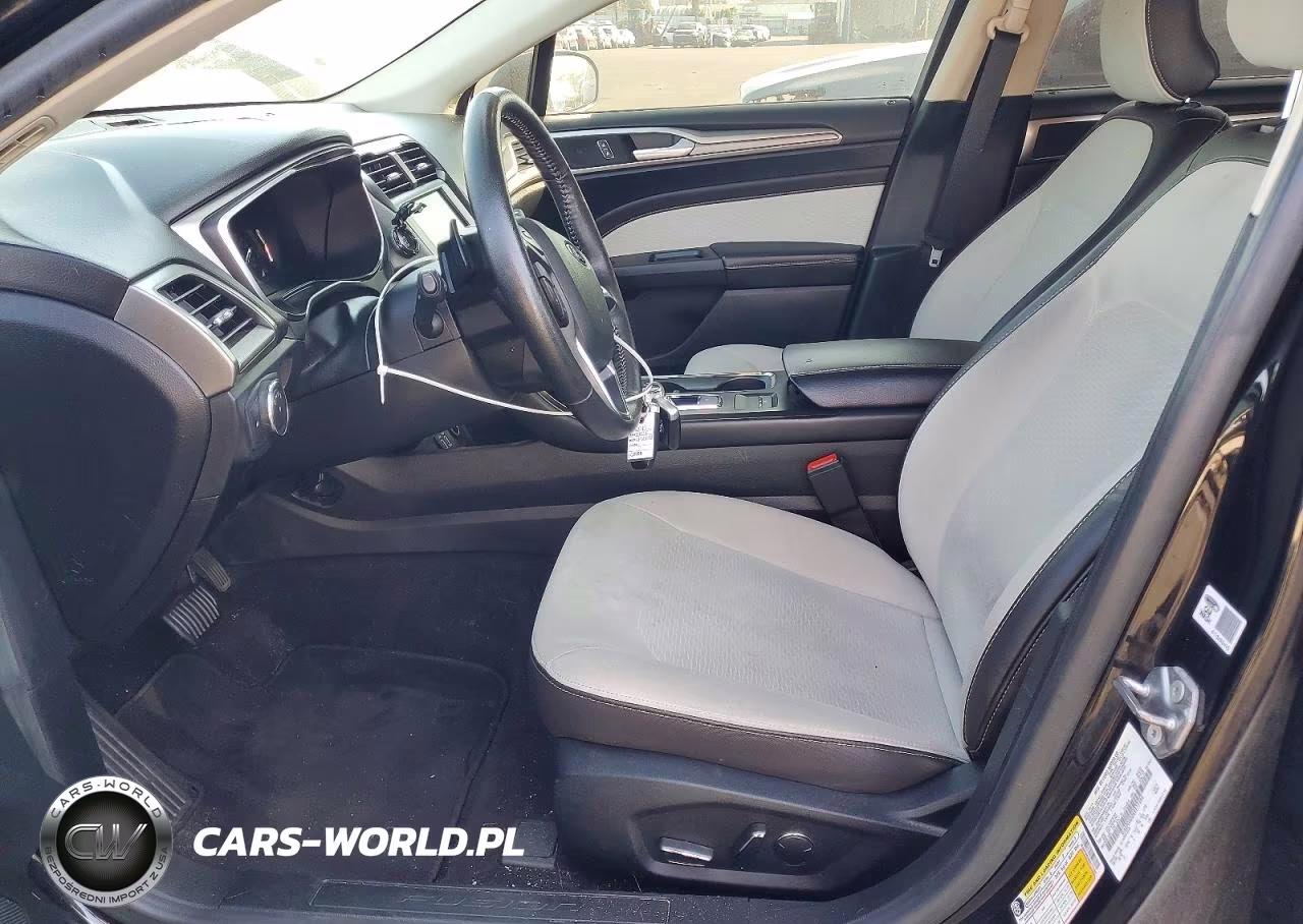 2019 Ford Fusion Se VIN:3FA6P0HD0KR177394 - 7