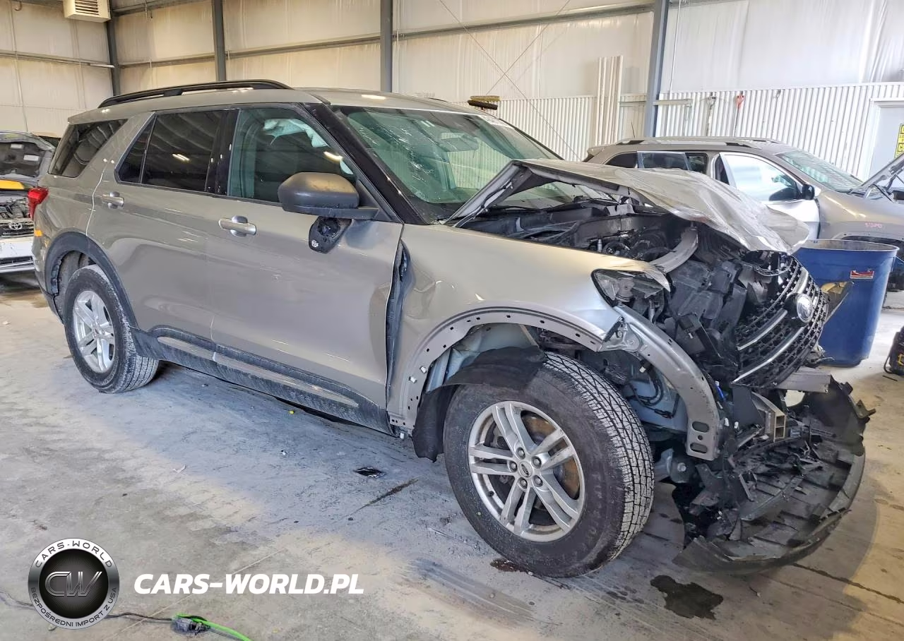 2020 Ford Explorer Xlt VIN:1FMSK8DH4LGB17928 - 4