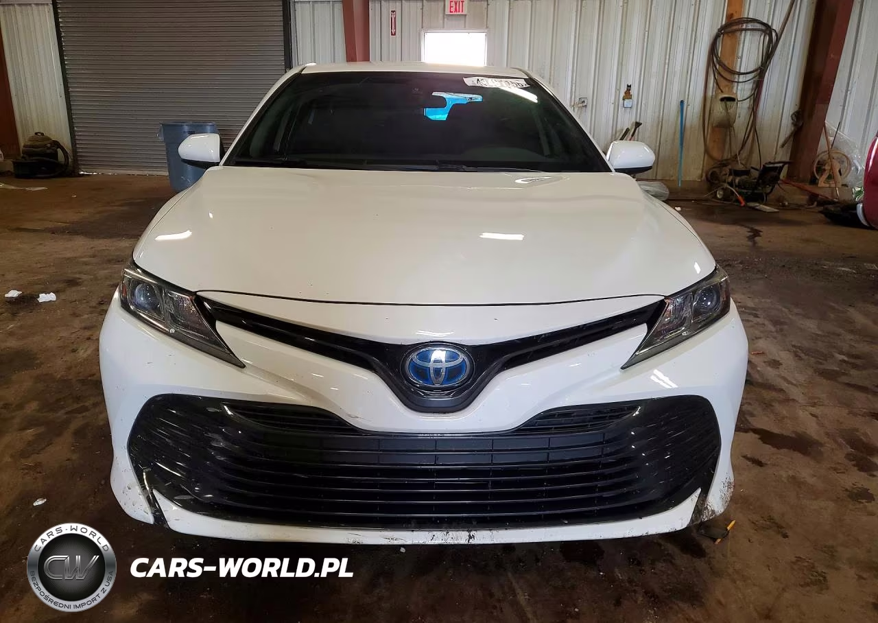 2020 Toyota Camry Le VIN:4T1C31AK2LU520025 - 5