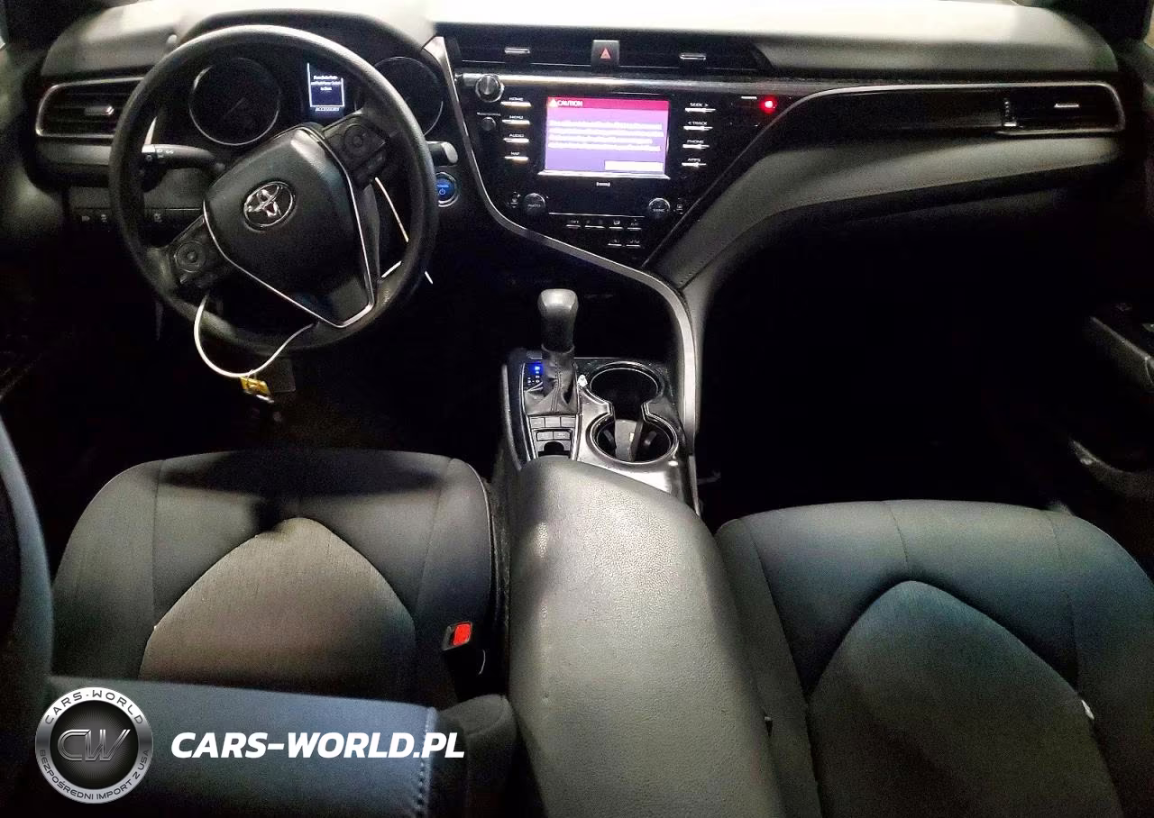 2020 Toyota Camry Le VIN:4T1C31AK2LU520025 - 8