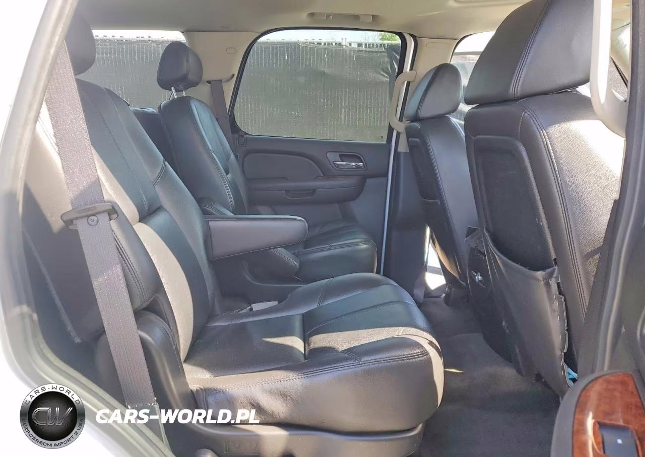 2008 Chevrolet Tahoe C1500 VIN:1GNFC13098R240276 - 11