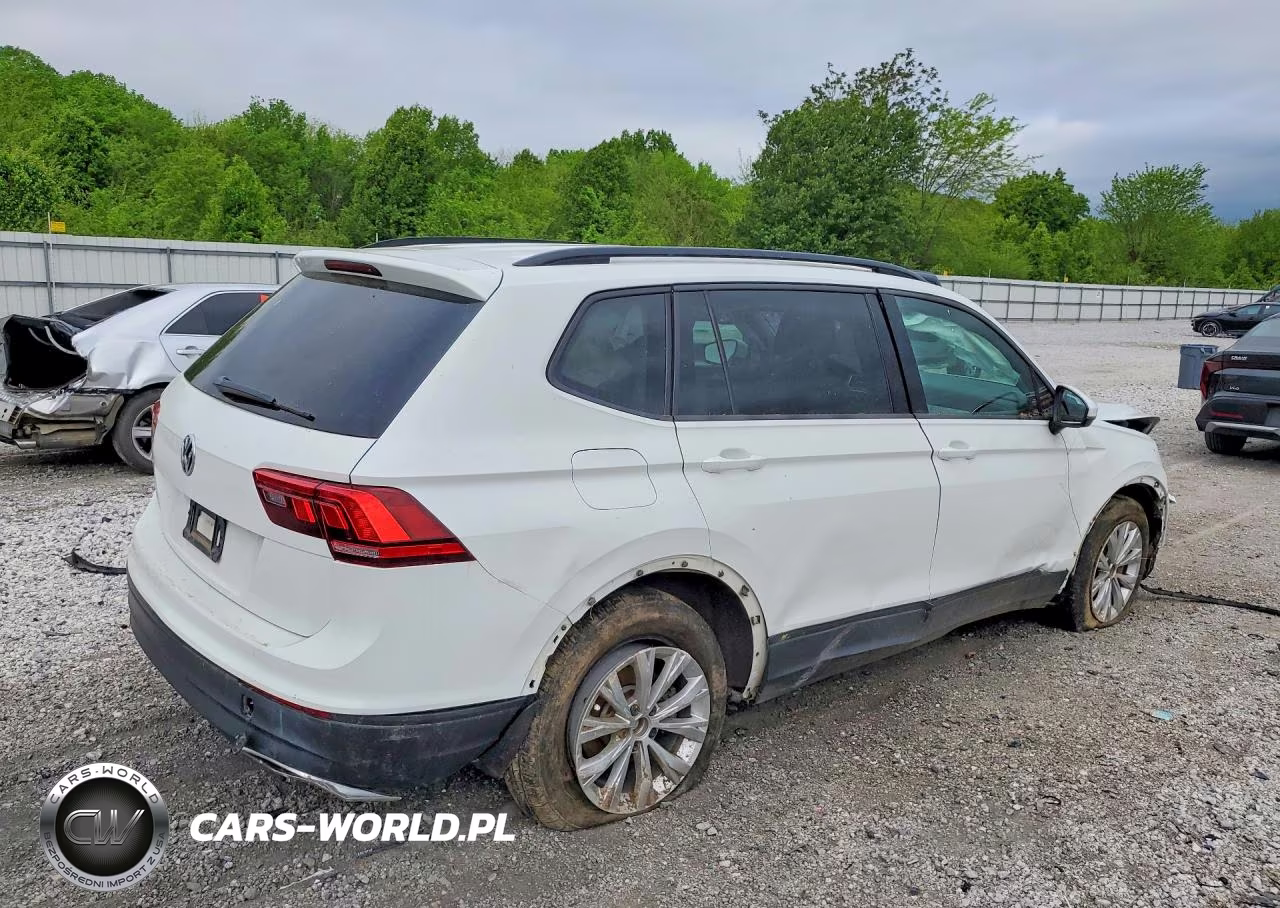2019 Volkswagen Tiguan S VIN:3VV1B7AX0KM174672 - 3