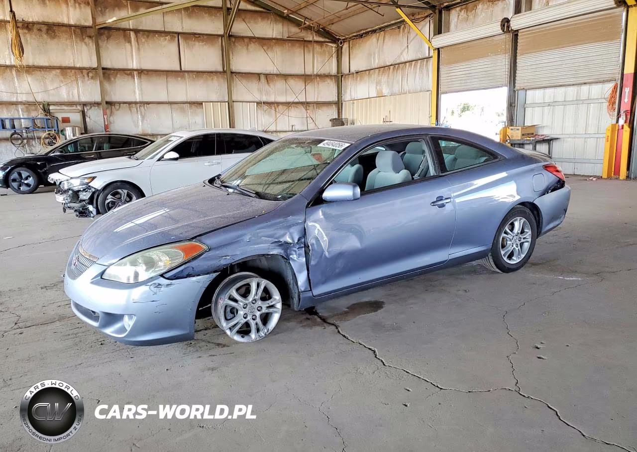2004 Toyota Camry Solara Se