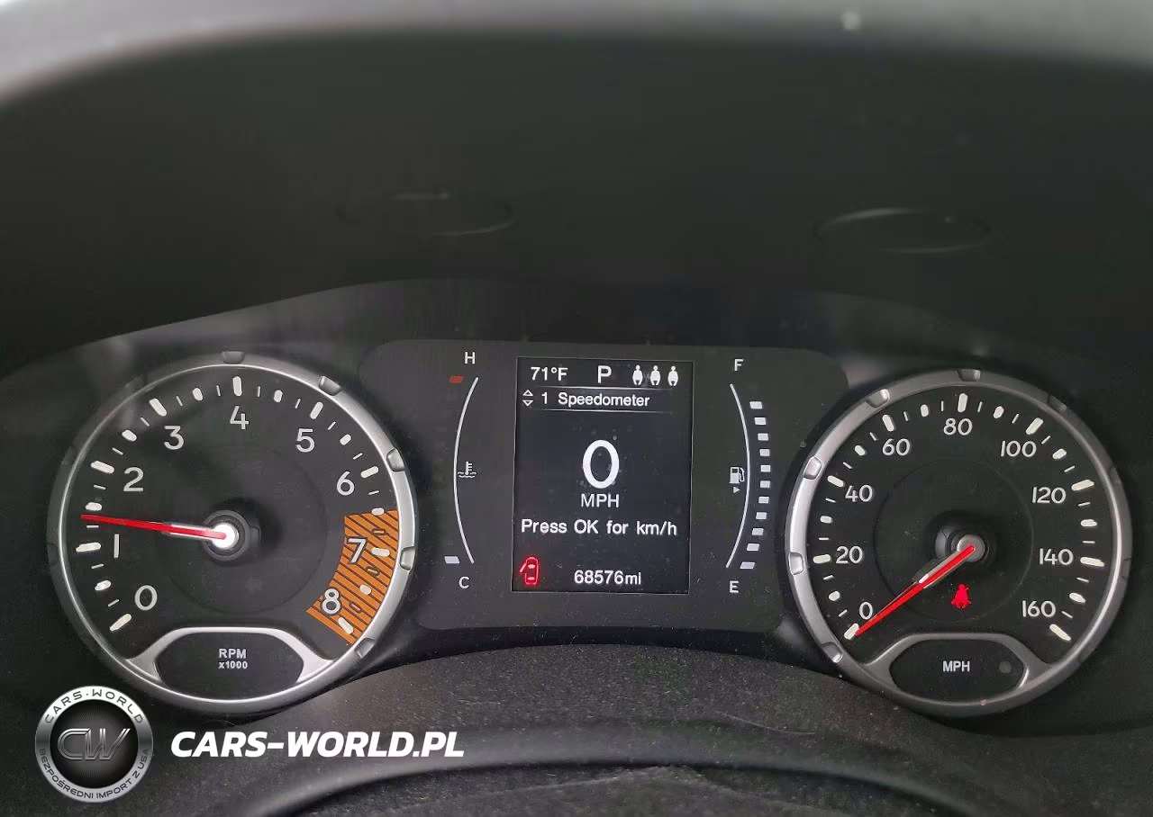 2019 Jeep Renegade Latitude VIN:ZACNJABB8KPK49048 - 9