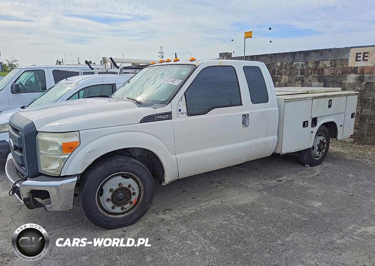 2015 Ford F250 Super Duty – zdjęcie 1 z 14
