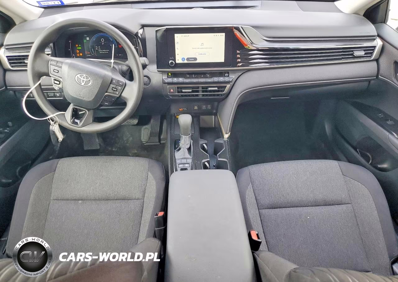 2026 Toyota Camry Le VIN:4T1DAACK3TU695407 - 8