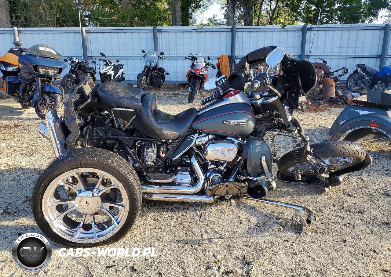 2020 Harley-Davidson Flhtcutg