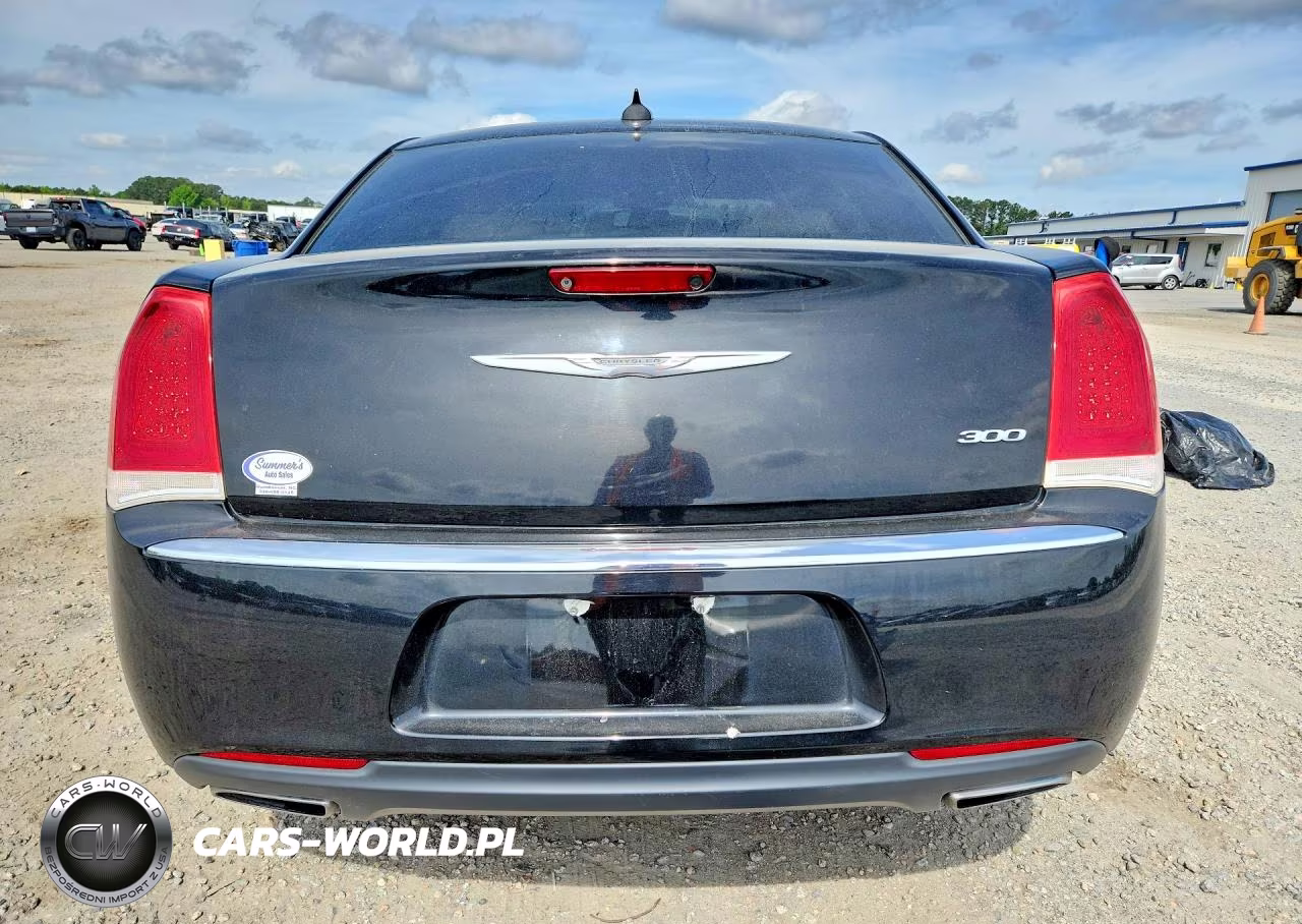2018 Chrysler 300 Limited VIN:2C3CCAEG2JH191681 - 6
