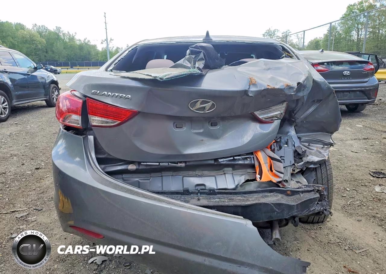 2013 Hyundai Elantra Gls VIN:5NPDH4AE4DH201341 - 6