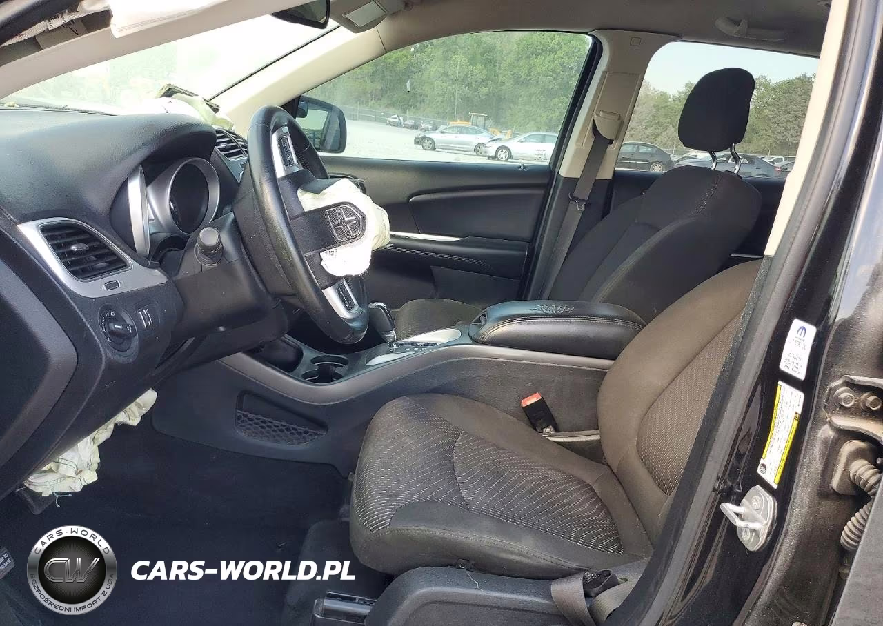 2019 Dodge Journey Se VIN:3C4PDCBG1KT750768 - 7