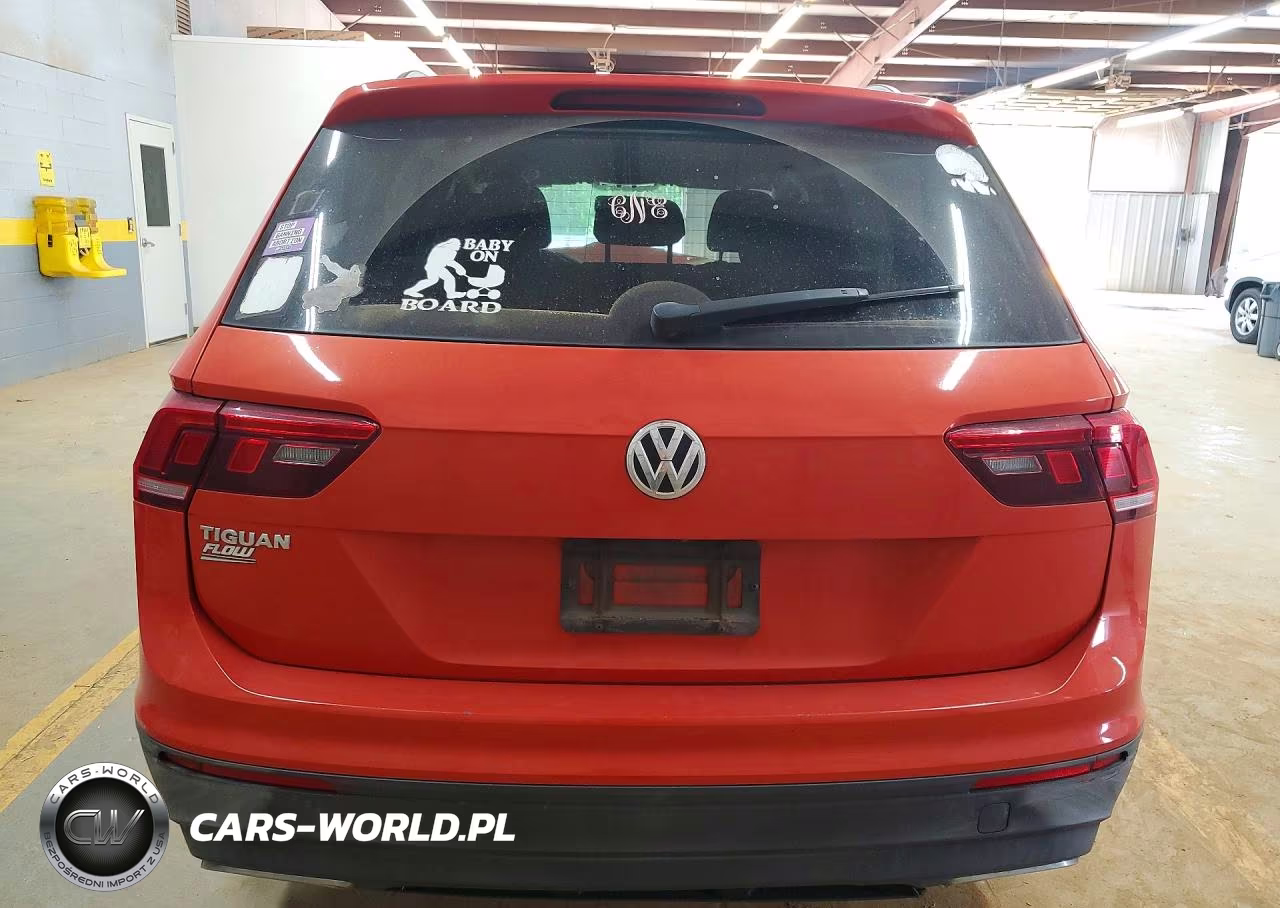 2019 Volkswagen Tiguan S VIN:3VV1B7AX3KM033675 - 6
