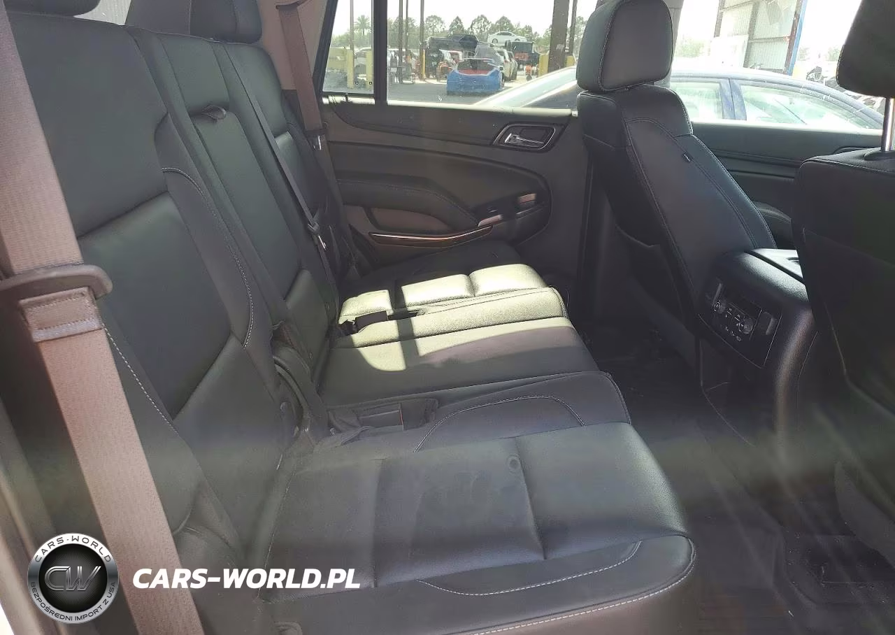2019 Chevrolet Tahoe K1500 Lt VIN:1GNSKBKCXKR186528 - 11