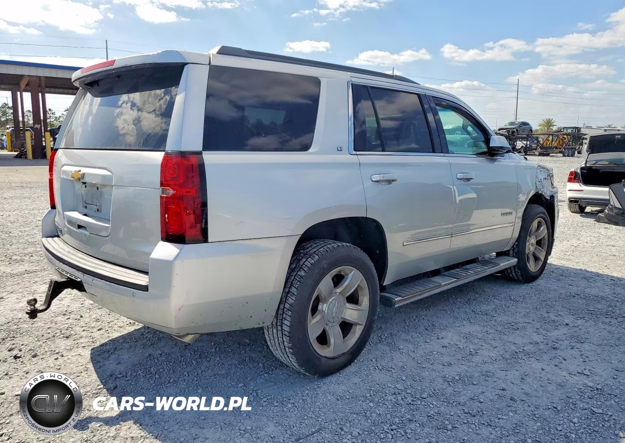 2019 Chevrolet Tahoe K1500 Lt VIN:1GNSKBKCXKR186528 - 3