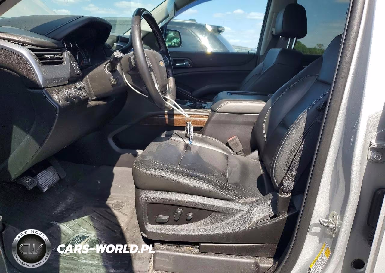 2019 Chevrolet Tahoe K1500 Lt VIN:1GNSKBKCXKR186528 - 7