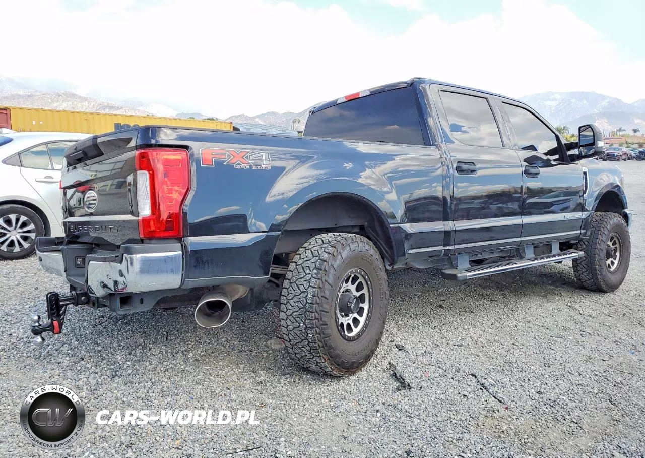 2019 Ford F250 Super Duty VIN:1FT7W2BTXKEC79737 - 3