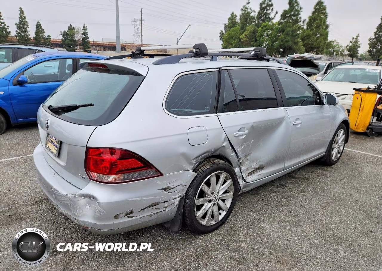 2010 Volkswagen Jetta Tdi VIN:3VWTL7AJ9AM697846 - 3