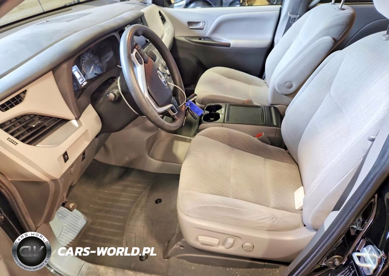 2020 Toyota Sienna Le VIN:5TDKZ3DC1LS040450 - 7