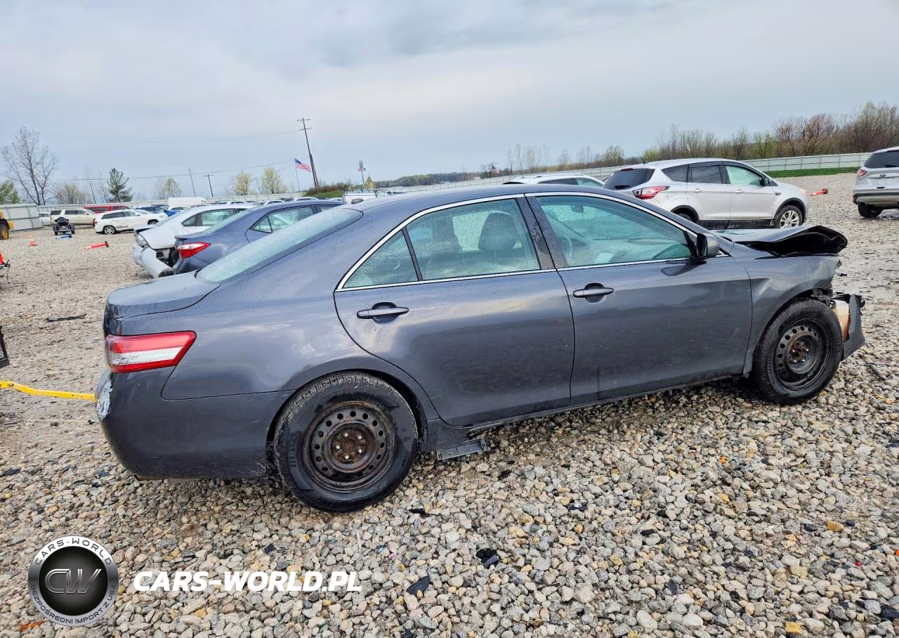 2011 Toyota Camry Le VIN:4T1BF3EK7BU174402 - 3