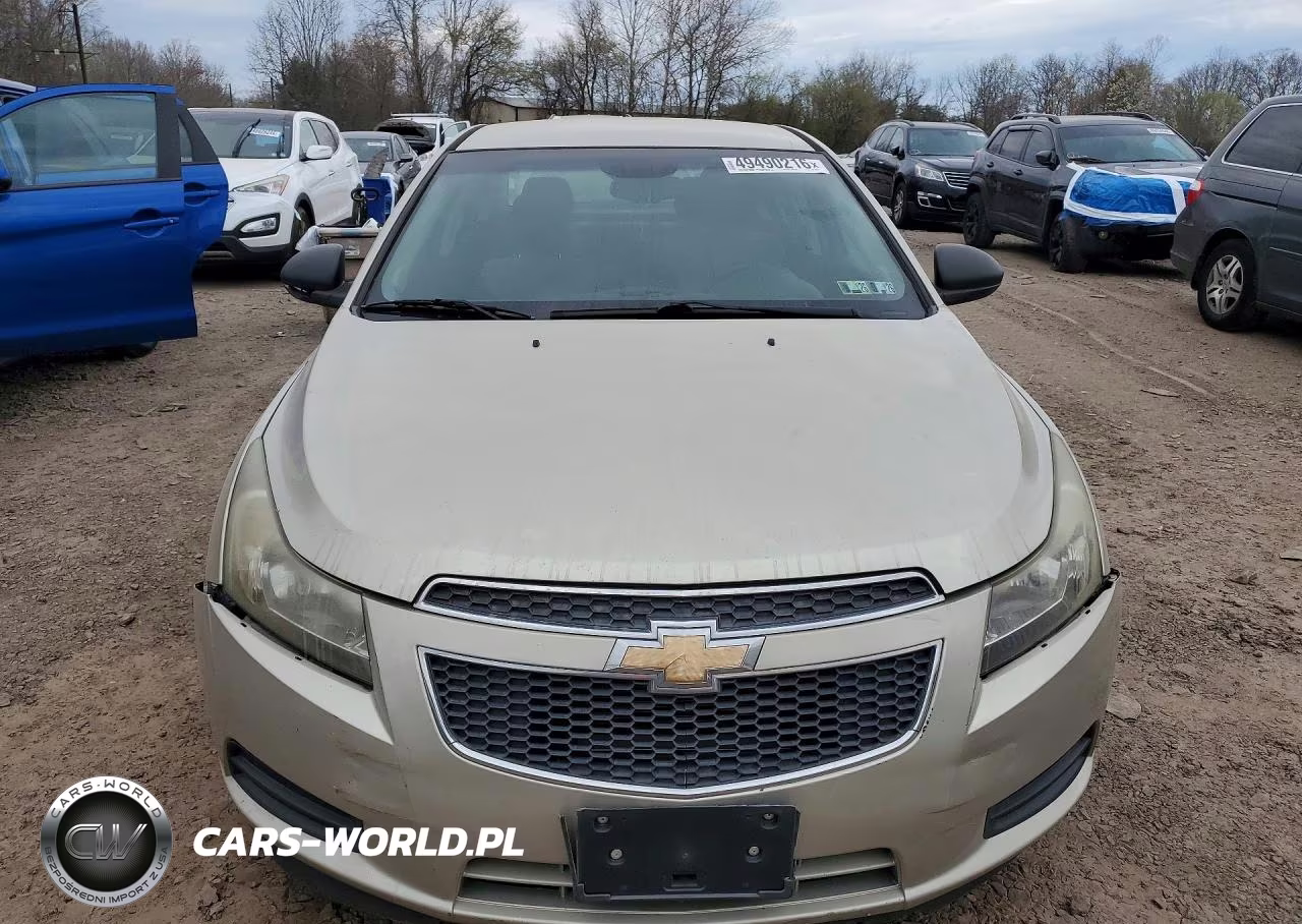 2013 Chevrolet Cruze Ls VIN:1G1PA5SG9D7281854 - 5