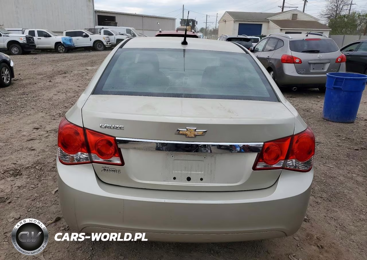 2013 Chevrolet Cruze Ls VIN:1G1PA5SG9D7281854 - 6